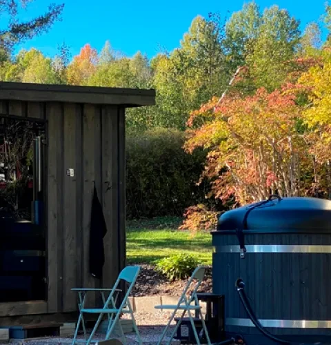 Sauna et bain nordique : aussi dans un jardin suédois | Kirami