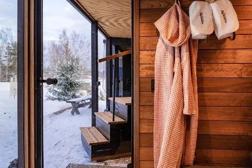 L’ensemble canapé Kirami FinVision® rend votre salon d’hiver encore plus cosy