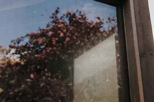 Un sauna d’extérieur pour votre jardin | Kirami FinVision® -sauna S Misty